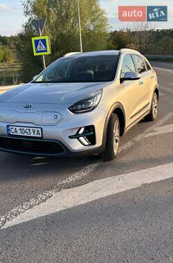 Внедорожник / Кроссовер Kia Niro 2019 в Золотоноше