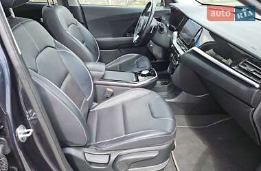 Позашляховик / Кросовер Kia Niro 2021 в 