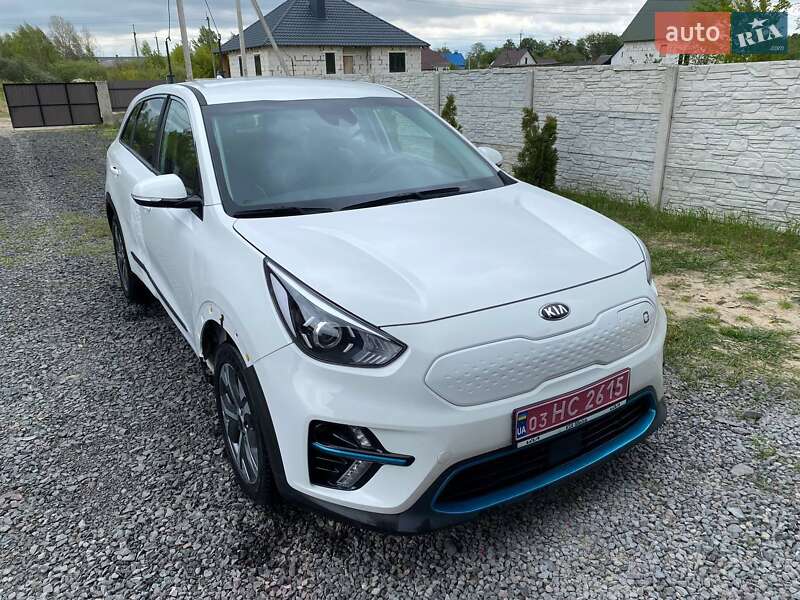 Внедорожник / Кроссовер Kia Niro 2021 в 