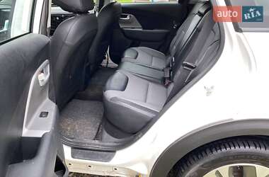 Внедорожник / Кроссовер Kia Niro 2021 в 