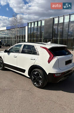 Внедорожник / Кроссовер Kia Niro 2023 в 