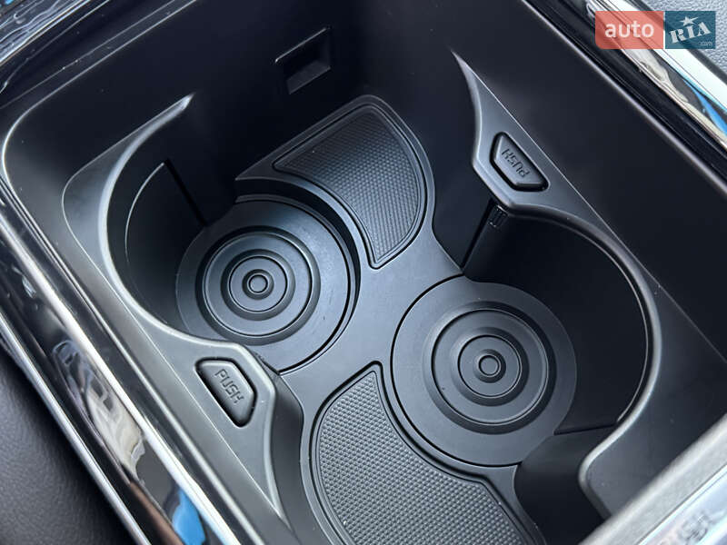 Позашляховик / Кросовер Kia Niro 2020 в Дрогобичі