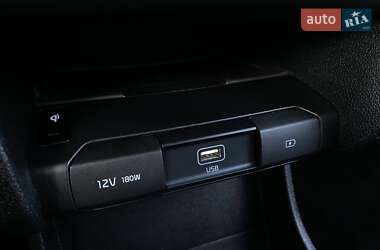 Внедорожник / Кроссовер Kia Niro 2020 в 