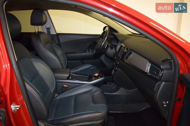 Позашляховик / Кросовер Kia Niro 2019 в Києві