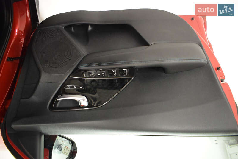 Позашляховик / Кросовер Kia Niro 2019 в Києві