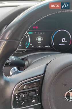 Внедорожник / Кроссовер Kia Niro 2019 в 