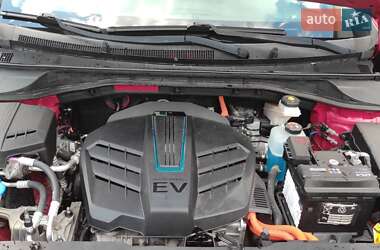 Внедорожник / Кроссовер Kia Niro 2019 в 