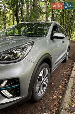 Внедорожник / Кроссовер Kia Niro 2020 в 