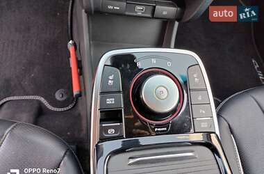 Внедорожник / Кроссовер Kia Niro 2019 в 