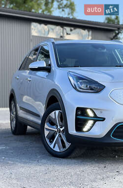 Внедорожник / Кроссовер Kia Niro 2019 в 