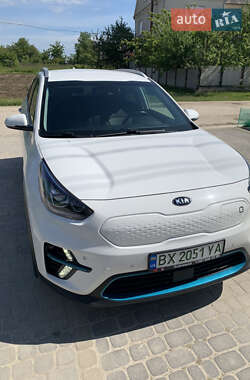 Внедорожник / Кроссовер Kia Niro 2019 в Дунаевцах