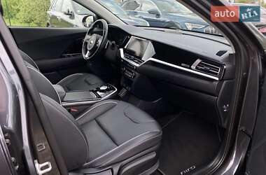 Позашляховик / Кросовер Kia Niro 2021 в 