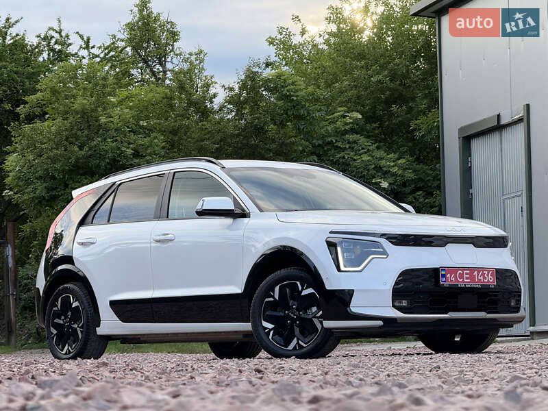 Позашляховик / Кросовер Kia Niro 2023 в Дрогобичі