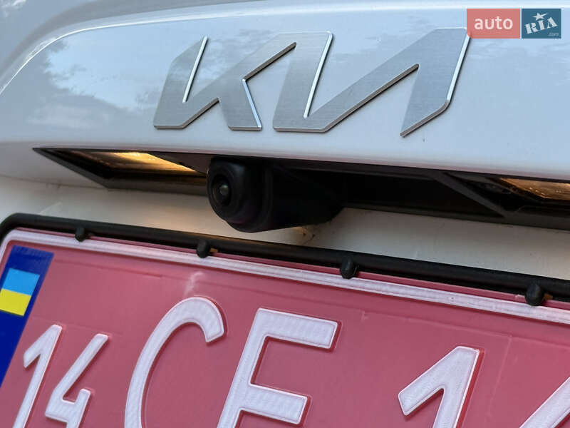 Позашляховик / Кросовер Kia Niro 2023 в Дрогобичі