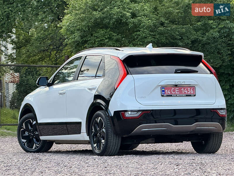 Позашляховик / Кросовер Kia Niro 2023 в Дрогобичі
