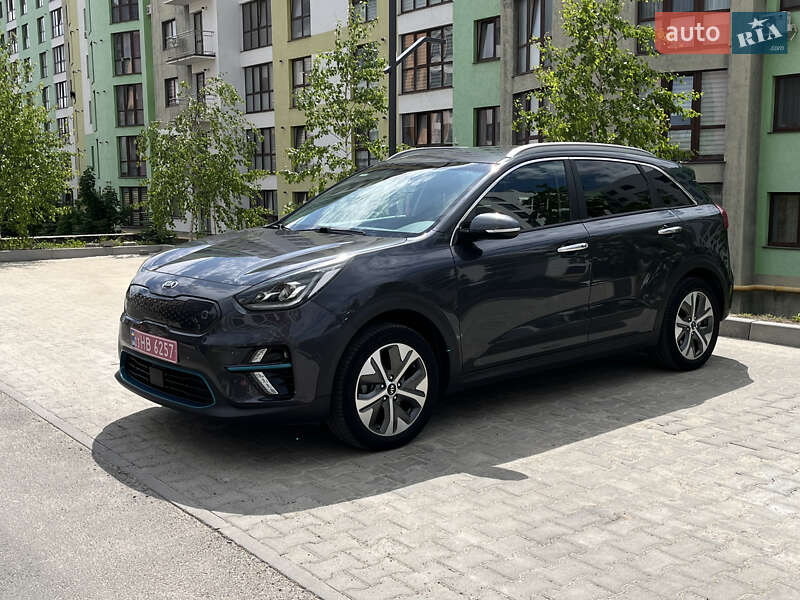 Внедорожник / Кроссовер Kia Niro 2019 в Ровно