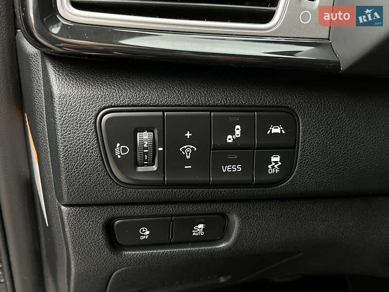 Внедорожник / Кроссовер Kia Niro 2019 в Ровно