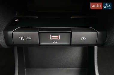 Внедорожник / Кроссовер Kia Niro 2021 в 