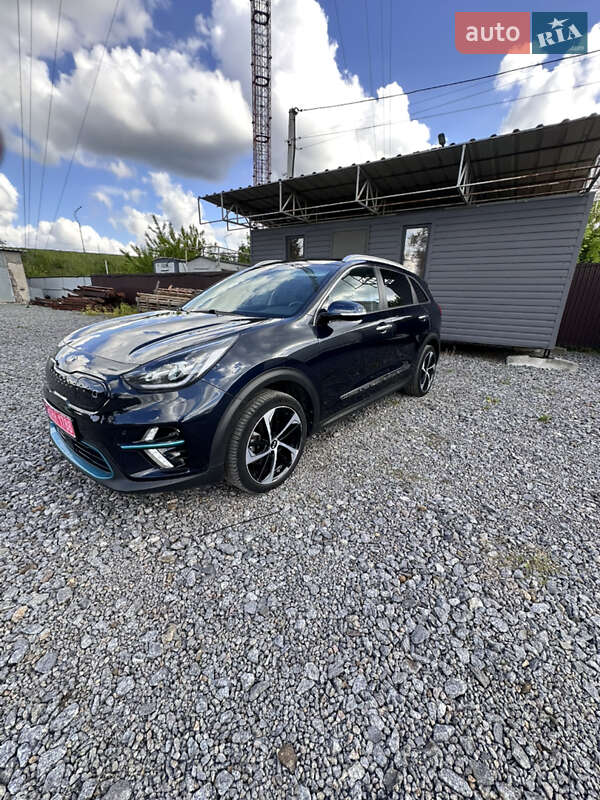 Внедорожник / Кроссовер Kia Niro 2020 в 