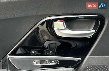 Внедорожник / Кроссовер Kia Niro 2021 в 