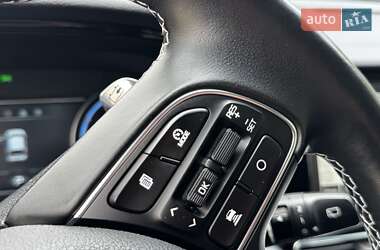 Внедорожник / Кроссовер Kia Niro 2021 в 