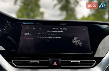 Внедорожник / Кроссовер Kia Niro 2021 в 
