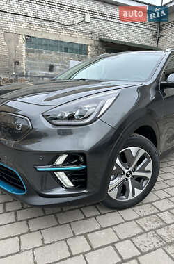 Внедорожник / Кроссовер Kia Niro 2021 в 