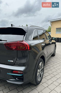Внедорожник / Кроссовер Kia Niro 2021 в 