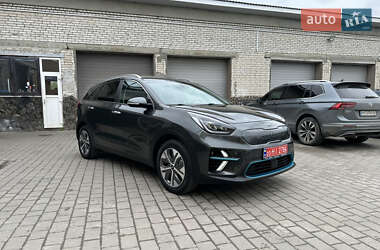 Внедорожник / Кроссовер Kia Niro 2021 в 
