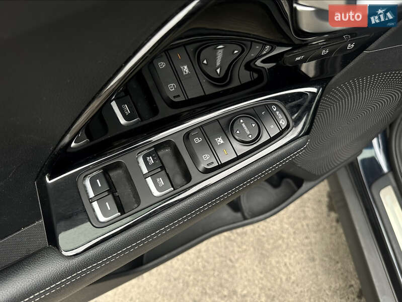 Внедорожник / Кроссовер Kia Niro 2019 в Тернополе