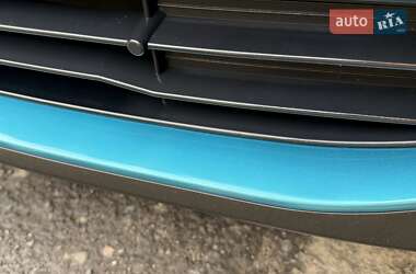 Позашляховик / Кросовер Kia Niro 2020 в 