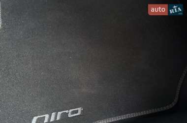 Позашляховик / Кросовер Kia Niro 2020 в 