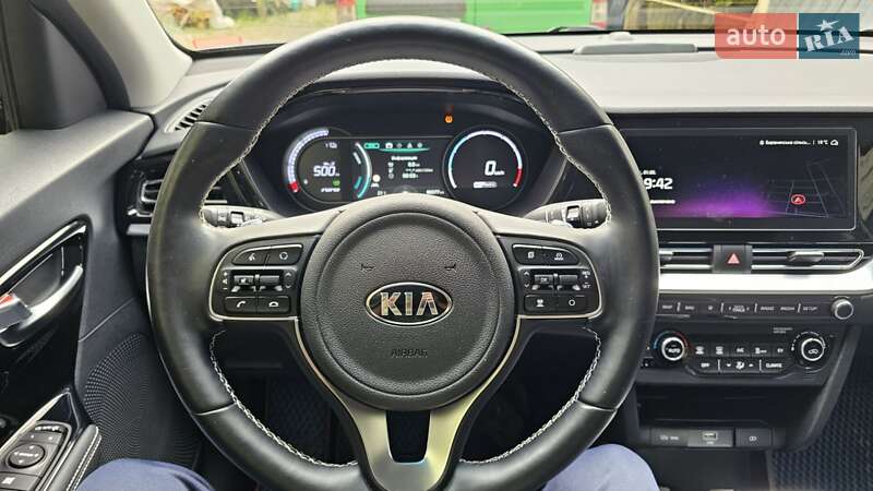 Внедорожник / Кроссовер Kia Niro 2020 в Ужгороде