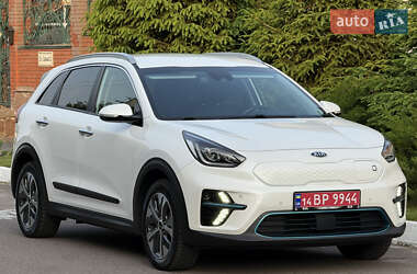 Внедорожник / Кроссовер Kia Niro 2021 в 