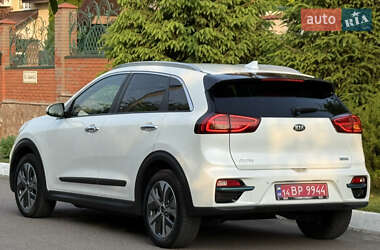 Внедорожник / Кроссовер Kia Niro 2021 в 