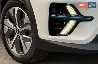 Внедорожник / Кроссовер Kia Niro 2021 в 