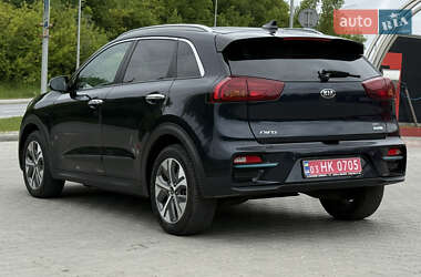 Позашляховик / Кросовер Kia Niro 2021 в 