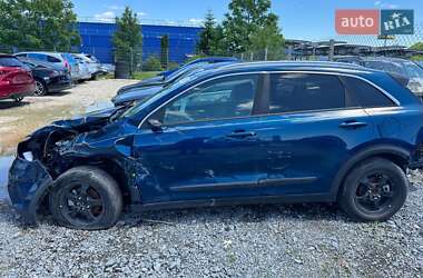 Позашляховик / Кросовер Kia Niro 2018 в 