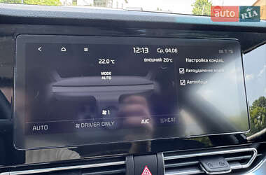 Позашляховик / Кросовер Kia Niro 2021 в 