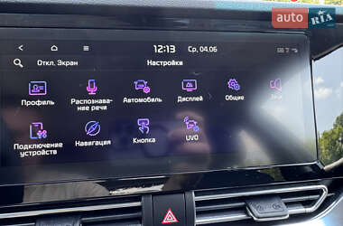 Позашляховик / Кросовер Kia Niro 2021 в 