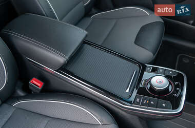 Внедорожник / Кроссовер Kia Niro 2021 в 