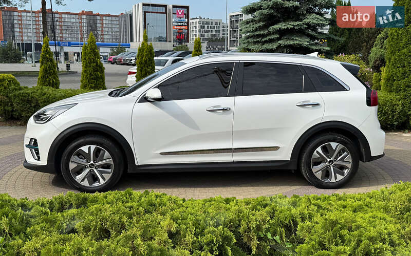 Внедорожник / Кроссовер Kia Niro 2020 в Львове
