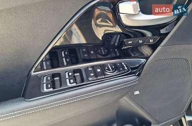Внедорожник / Кроссовер Kia Niro 2020 в 