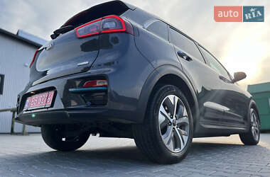 Внедорожник / Кроссовер Kia Niro 2019 в 