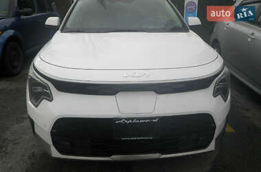 Внедорожник / Кроссовер Kia Niro 2023 в 