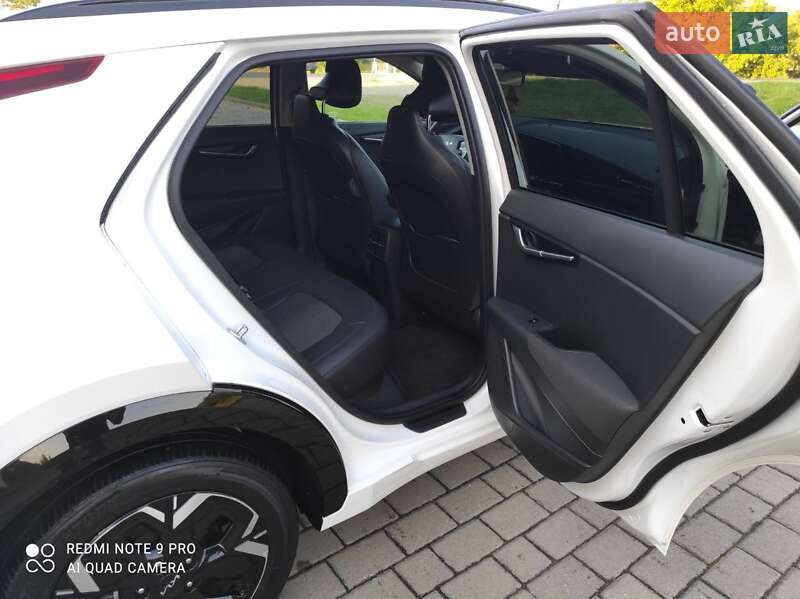 Позашляховик / Кросовер Kia Niro 2023 в Бродах