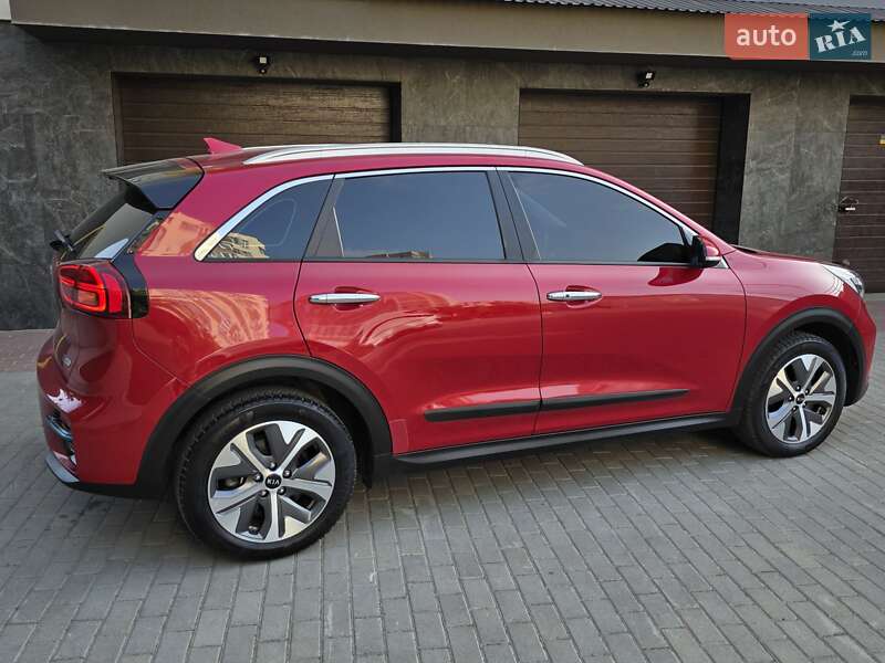 Позашляховик / Кросовер Kia Niro 2020 в Тернополі