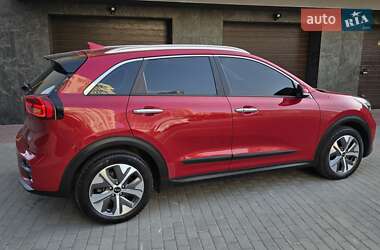 Внедорожник / Кроссовер Kia Niro 2020 в 