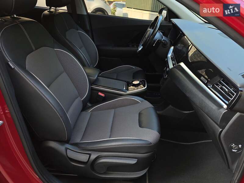 Позашляховик / Кросовер Kia Niro 2020 в Тернополі