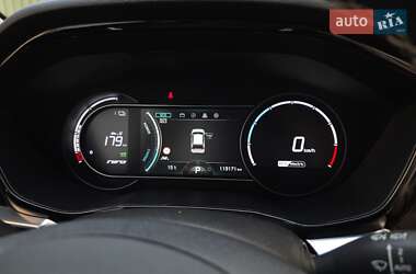 Внедорожник / Кроссовер Kia Niro 2020 в 